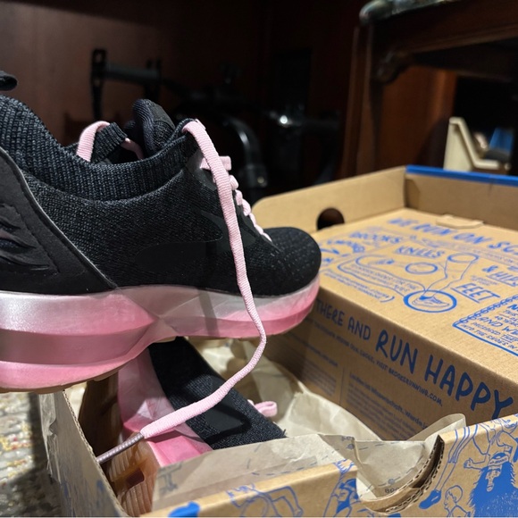 Brooks Women's Black and Pink Running Shoes - Picture 3 of 3